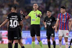 Juan Gabriel Benítez, el árbitro de Cerro Porteño vs. Olimpia - Superclásico - ABC Color