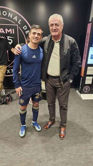 Gustavo Alfaro sigue de cerca la actuación de Andrés Cubas - Selección Paraguaya - ABC Color