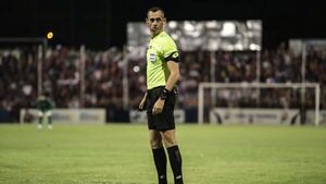 Juan Gabriel Benítez, el elegido para arbitrar el segundo superclásico del año 