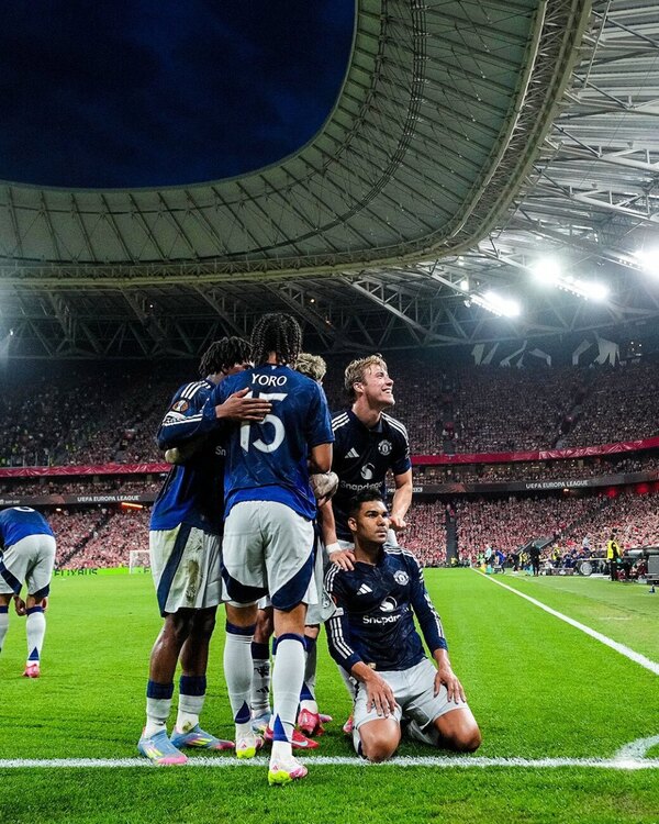 Versus / Manchester United golea de visita al Bilbao y pone un pie en la final de Europa League