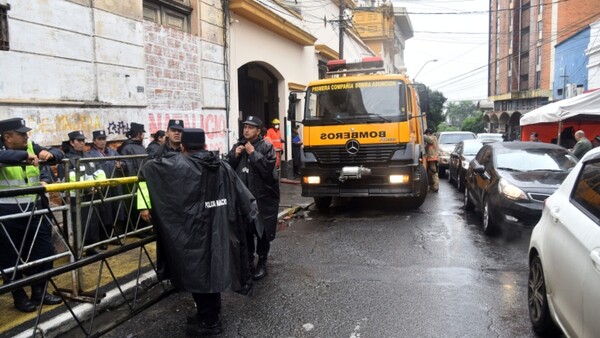 Fiscalía imputa a tres personas por quema de archivos en la Caja Municipal de Jubilaciones
