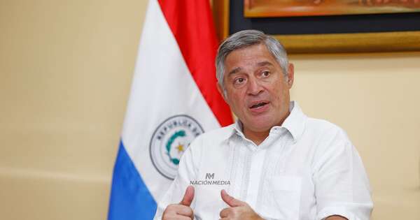 La Nación / Estamos preparando a los jóvenes para el trabajo, dice ministro