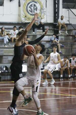 Baloncesto: Tres partidos  por la Liga Nacional - Polideportivo - ABC Color