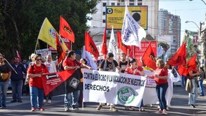 Centrales denuncian retroceso de derechos y llaman a la resistencia