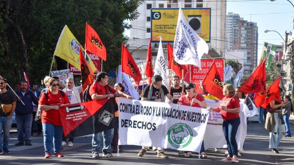 Centrales denuncian retroceso de derechos y llaman a la resistencia
