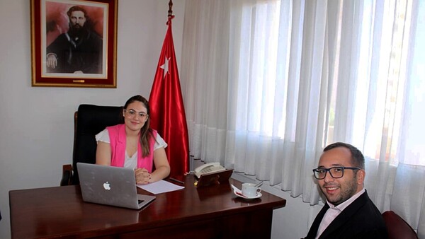 Ministra de la Juventud encabeza una campaña de afiliación a la ANR