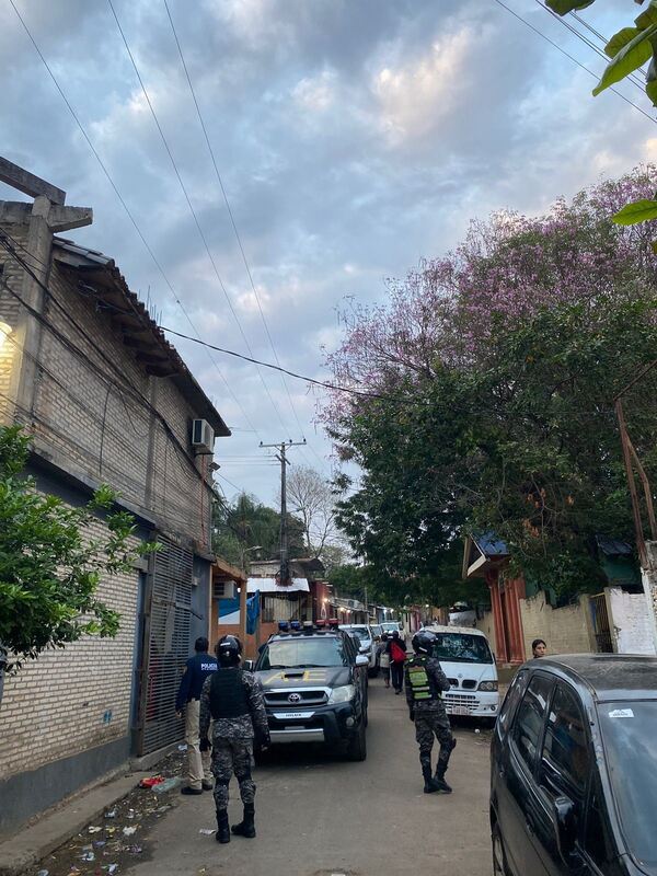 Un herido y cinco detenidos tras nueva balacera en la Chacarita - trece