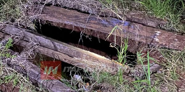 HOMBRE CAYÓ A UN POZO CIEGO Y FUE RESCATADO POR LOS BOMBEROS