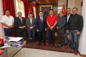 ANR: dirigentes de Concepción entregan más de 1.300 nuevas afiliaciones a Cartes - ADN Digital