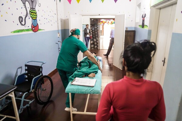 Continúan las cirugías maratónicas en Itapúa con más de 30 niños beneficiados