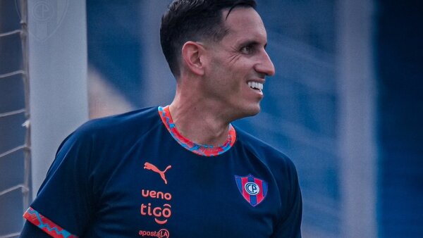 En Cerro Proteño hay plantel completo a disposición del DT