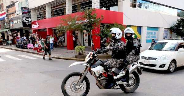 La Nación / Hombre fue detenido por el Grupo Lince tras golpear a su pareja en MRA