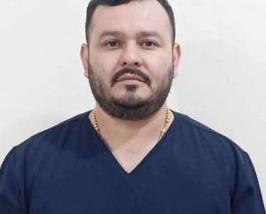 Investigan desaparición de ex director de un hospital: Envió mensajes a un amigo