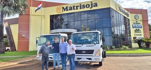 Automotor entregó 2 camiones Hyundai EX8 a MATRISOJA - Amigo Camionero