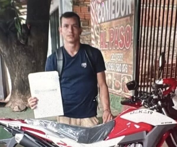 (VIDEO)En pleno dia del trabajador robaron moto a un hombre en Ñemby