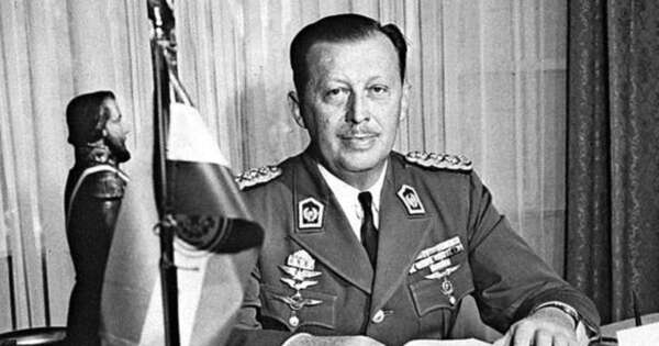 La Nación / A 71 años del golpe de Estado que derrocó a Chaves y coronó a Stroessner en Paraguay