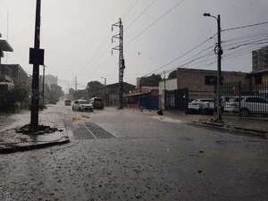Elevan a seis los departamentos en zona de tormentas para esta tarde - Nacionales - ABC Color