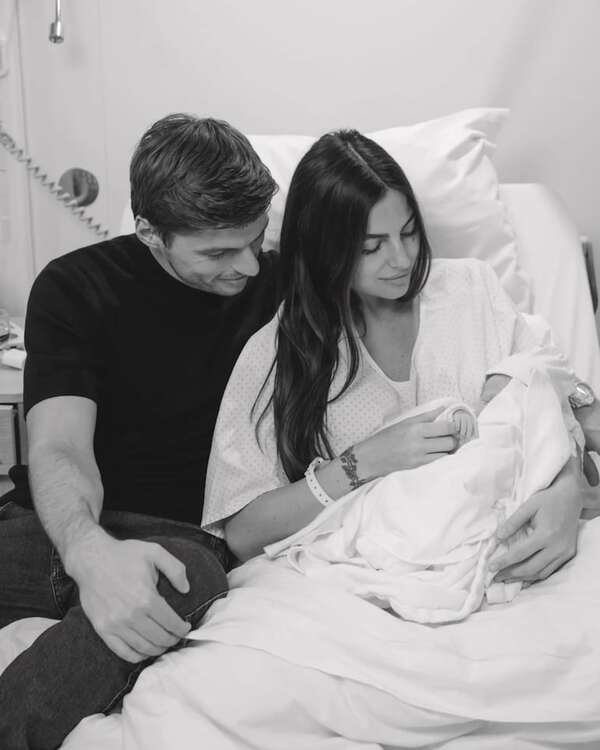 Max Verstappen anuncia la llegada de su hija Lily - Gente - ABC Color