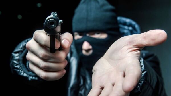 Fiscalía imputa a militar que presuntamente asaltó local de apuestas deportivas