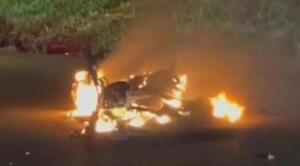 Rapai tatare choca y mata a un humilde seguridá que volvía motoári