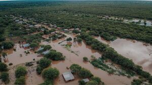 MEC asiste a niños y docentes de escuelas afectadas por inundaciones en el Chaco