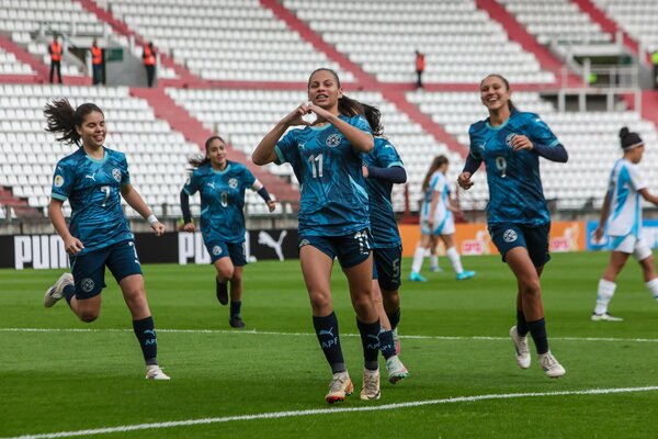 Estreno triunfal de Paraguay en el Sudamericano Sub 17 Femenino - 1000 Noticias