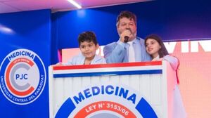 A los futuros médicos: Un mensaje de Carlos Bernardo, CEO de la UCP-PJC