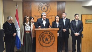 Itaipú: Reiteran pedido sobre gastos sociales y se topan con un puentazo