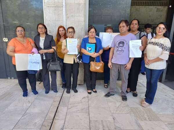 Comisión “antimafia de pagarés” habilita contacto para registro de víctimas - Política - ABC Color