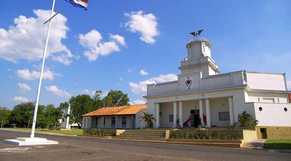 Soldado es detenido tras golpiza a recluta de la Fuerza Aérea - Noticiero Paraguay