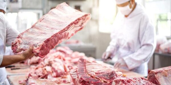 Exportaciones de carne vacuna generaron hasta abril US$ 658 millones, 42% más que el año pasado