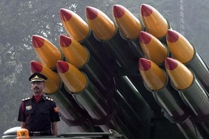 Pakistán prueba en un misil en medio de la tensión con India - 1000 Noticias