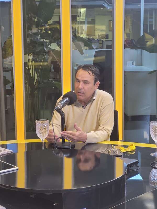 AUDIO: Transporte público: Polémico “Oso bus” opera sin permiso, confirma viceministro - Contacto Ciudadano - ABC Color