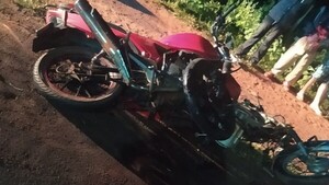 Dos motociclistas pierden la vida en un violento choque en Belén