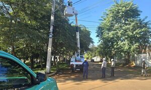 Reparan 70 alumbrados en avenida Miguel Medina