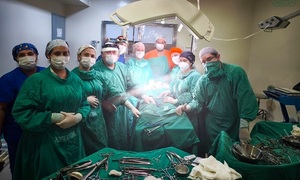 Ovetense de 17 años recibió trasplante de riñón gracias a su madre en el Hospital Nacional de Itauguá - OviedoPress