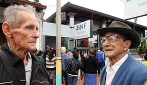Jubilados tienen tiempo hasta hoy para censarse y evitar el bloqueo de sus tarjetas
