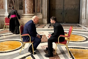 “Potente reunión”, calificó Zelensky sobre su reunión con Trump en el Vaticano