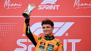 Norris gana el caótico sprint de Miami
