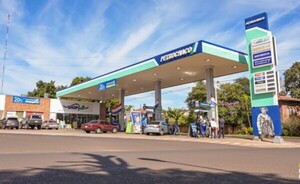 Clausuran estación de serviciospor operar sin patente