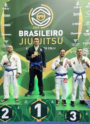 Jiu Jitsu: Sergio Villasanti, en lo mas alto - Polideportivo - ABC Color