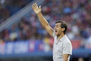 Fabián Bustos: “Agradecido a los jugadores, es netamente mérito de ellos” - Olimpia - ABC Color