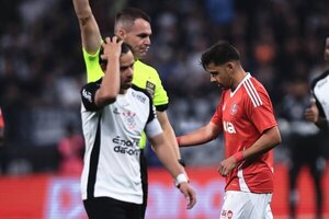 Versus / Duelo de los "Mellizos" Romero: Corinthians se impone al Inter de Porto Alegre