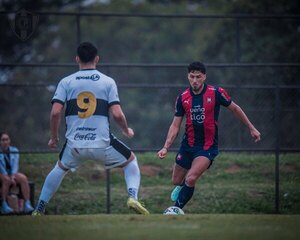 Versus / Cerro Porteño sí pudo festejar en el clásico de la Reserva y desplaza de la cima a Olimpia