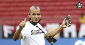 Versus / El picante post de Sergio Otálvaro tras la victoria de Olimpia en el Superclásico