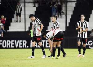 Libertad sigue cediendo puntos y pone en riesgo el liderazgo - Fútbol - ABC Color
