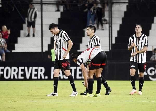 Libertad sigue cediendo puntos y pone en riesgo el liderazgo - Fútbol - ABC Color