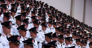 La Nación / Cuerpo policial alcanzó 33.000 agentes con el gobierno de Peña