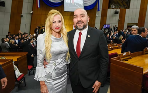 Carolina González habría filtrado respuestas de exámenes de ingreso a institutos de formación docente - Noticiero Paraguay