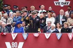 Reino Unido celebra los 80 años del fin de la Segunda Guerra Mundial - Mundo - ABC Color
